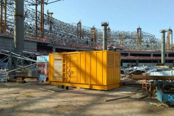 津市发电机出租如何判断空气滤清器是否需要更换？